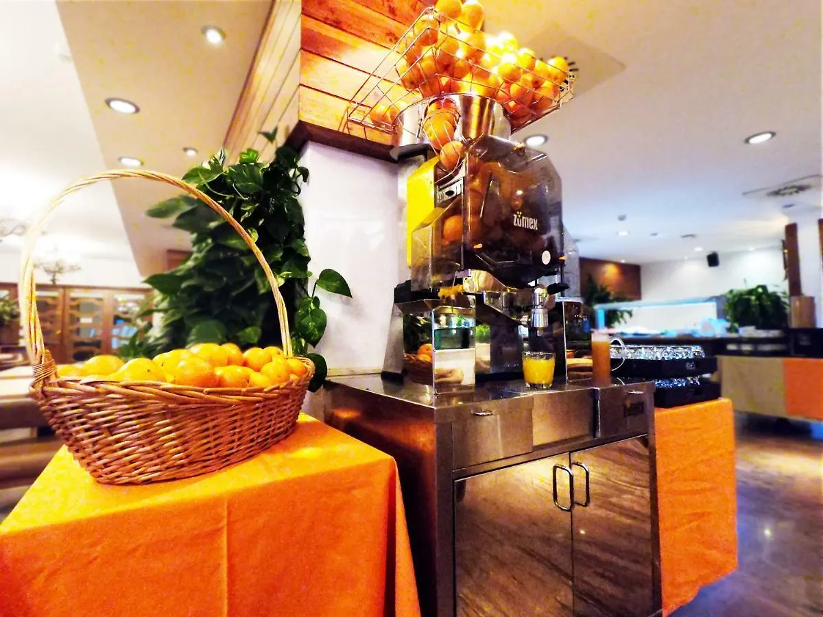 Aparthotel Hotel Apartamentos Bajondillo Torremolinos